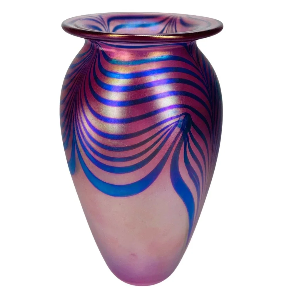 Robert Eickholt‎ Signed 1994 Iridescent MCM Pulled Feather Pink Art Glass Vase